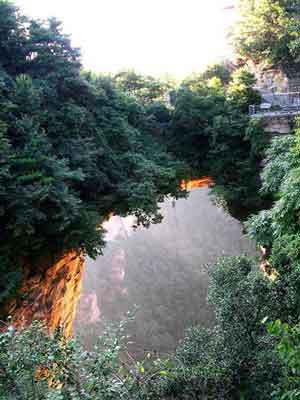 張家界、袁家界、天子山、武陵源二晚二日游